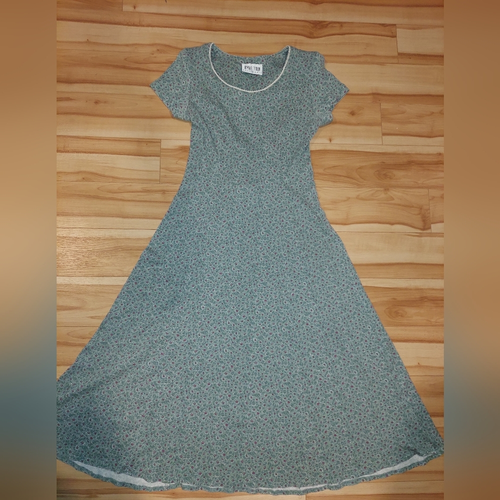 Vintage late 80's early 90's Byer Too! Dress with heels